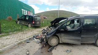 Son dakika: Tekman&rsquo;da trafik kazası: 6 yaralı