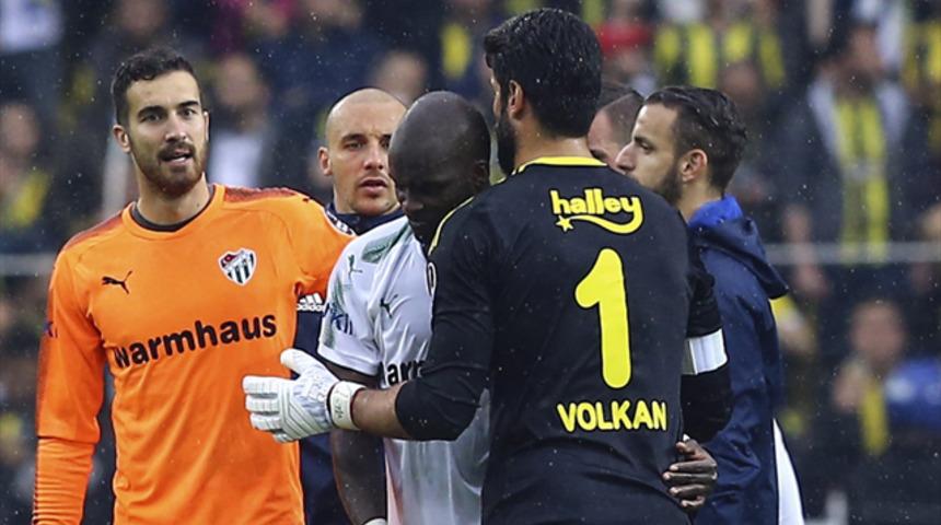 Ahmet Çakar'dan Moussa Sow için olay tweet