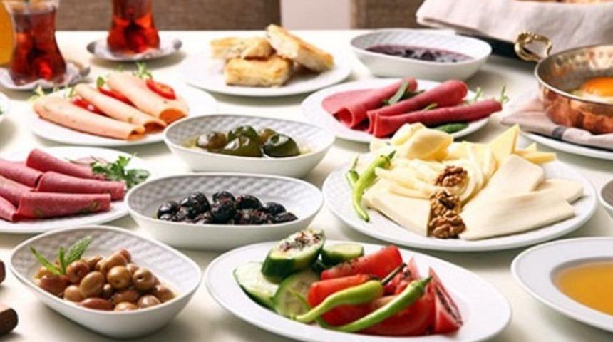 Acıkmak istemiyorsanız sahurda ondan uzak durun!