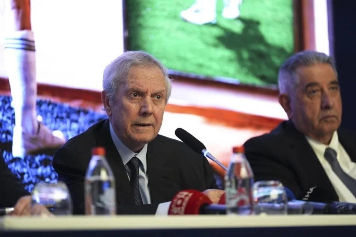 Aziz Yıldırım finansal tehlikeyi açıkladı! "UEFA dan ceza alırsınız" 5