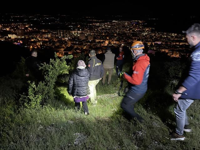 Nevşehir de kayalıkta mahsur kalan kadın ekiplerce kurtarıldı 1