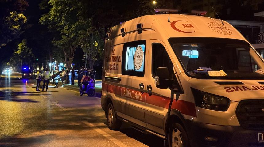 Bursa'da ref&uuml;je &ccedil;arpan motokurye &ouml;ld&uuml;