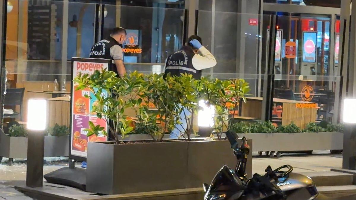 Şişli’de gece sokak karıştı: İş yerinin önünde kurşun yağdı!