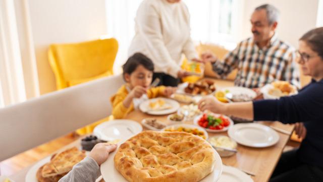Bayram boyunca kilo almamak için diyetisyenden tek öneri!