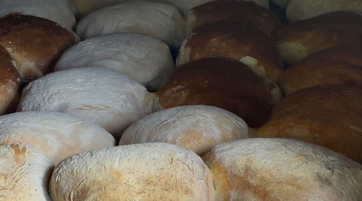 Sadece bayramlarda pişiyor: Bu çörek kapış kapış satılıyor 1
