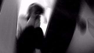 Postacı dehşeti! Kargo götürdüğü kadını taciz etti