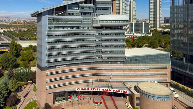 CHP'de eski Parti Meclisi göreve geliyor