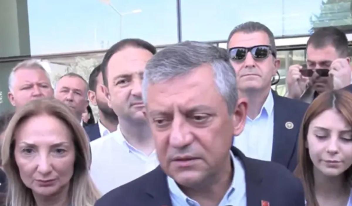 İzmir de miting polemiği gerilime dönüştü! Polis müdahale etti, Özgür Özel den açıklama 3