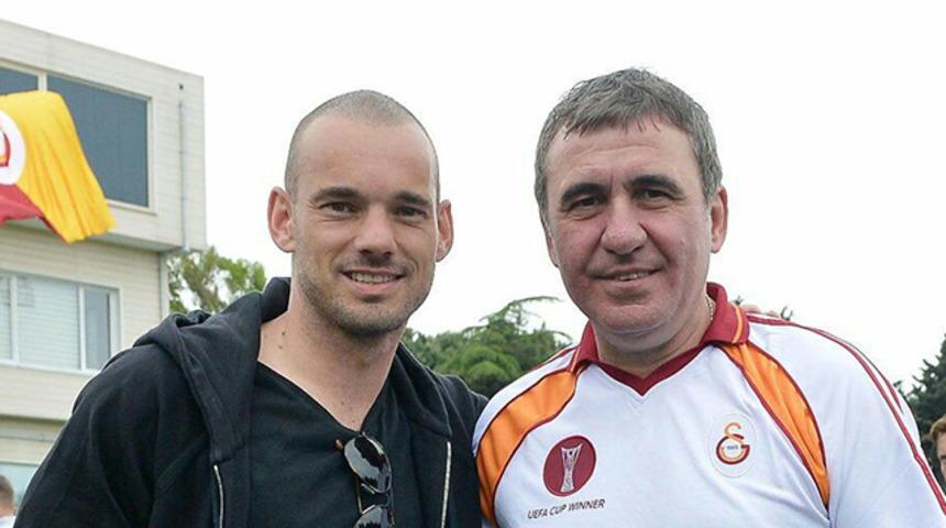 Wesley Sneijder'in mesajı Galatasaray taraftarını heyecanlandırdı!