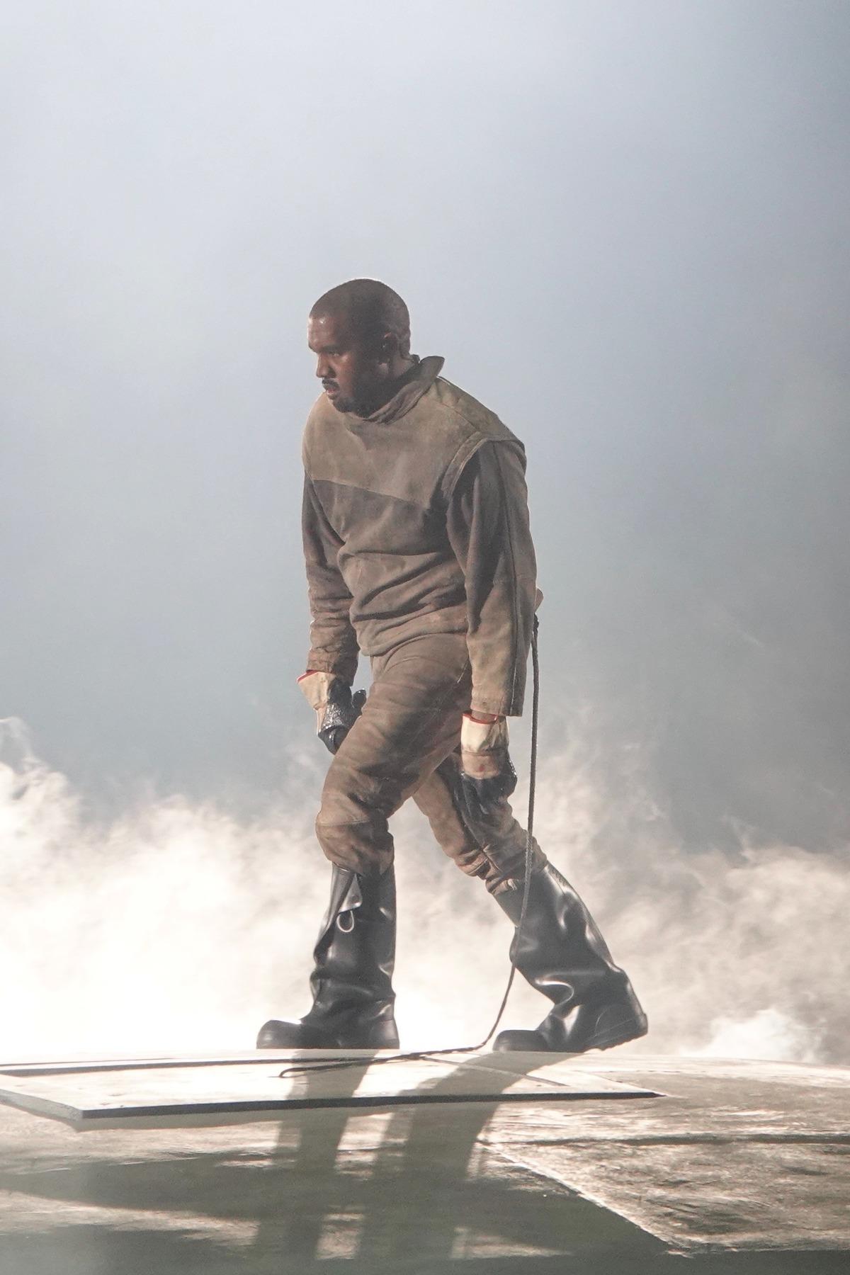 Kanye West Türkiye tarihinin en kalabalık konserini verecek! 100 bin bilet satıldı 2