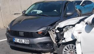 Ordu&rsquo;da 3 ara&ccedil; &ccedil;arpıştı: 5 yaralı