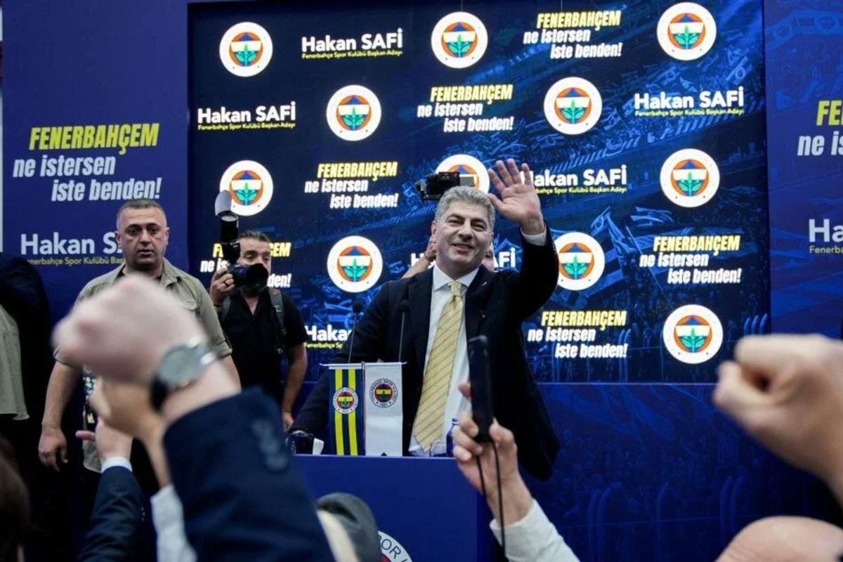Fenerbah&ccedil;e de Hakan Safi canlı yayında bombayı patlattı! "Haftaya İstanbul a gelecek" 2