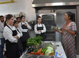 ODTÜ'lü Aslı, kuşkonmaz üreticisi oldu