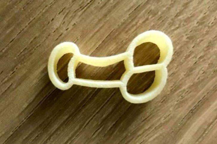 Dalgın olan anne farkında olmadan bebeğine öyle bir şey aldı ki... G3