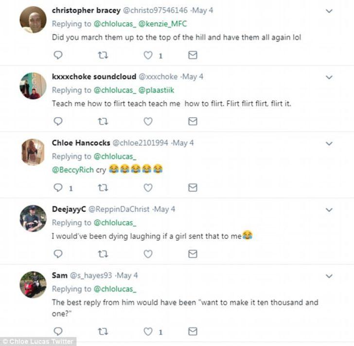 Genç kız canlı yayında soyundu  G4