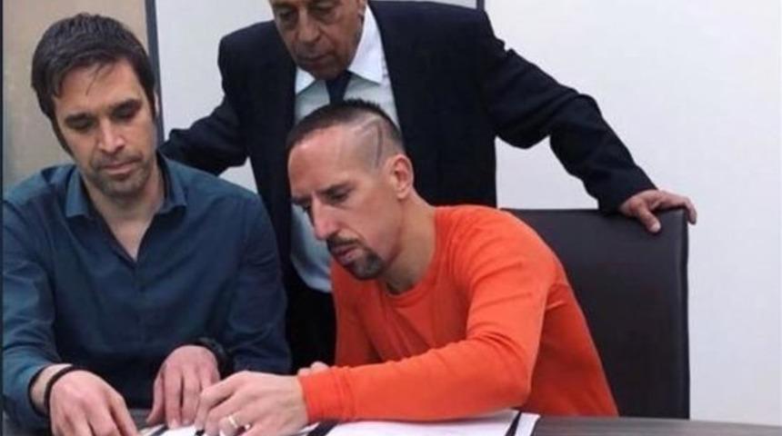 Ribery Bayern Münih ile sözleşmesini 1 yıl uzattı