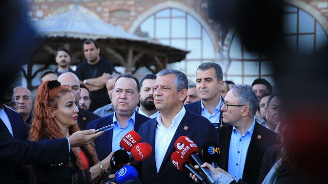 Özgür Özel'den 'Yeni parti' iddialarına yanıt! Çağrı yaptı