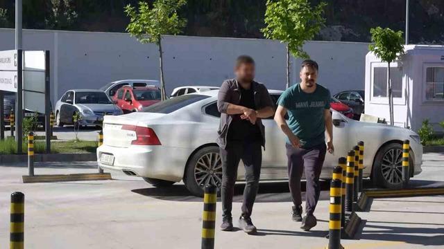 Acemi kasaplar yine hastanelik oldu 2