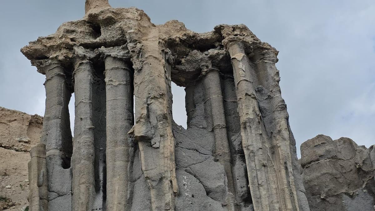 Peri Bacaları nın ikizi! O ilimizde göl kıyısında ortaya çıkmış 4