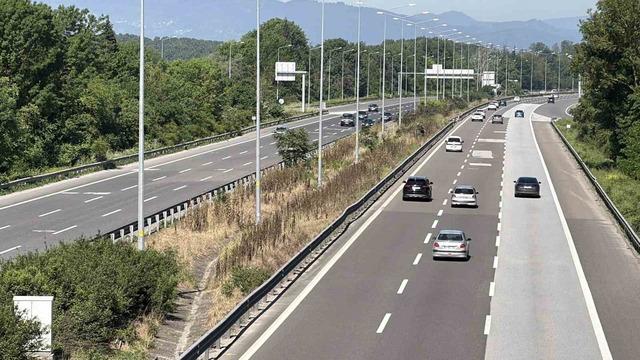 TEM Otoyolu&rsquo;nun D&uuml;zce ge&ccedil;işinde bayramın ilk g&uuml;n&uuml; sakin ge&ccedil;iyor 2
