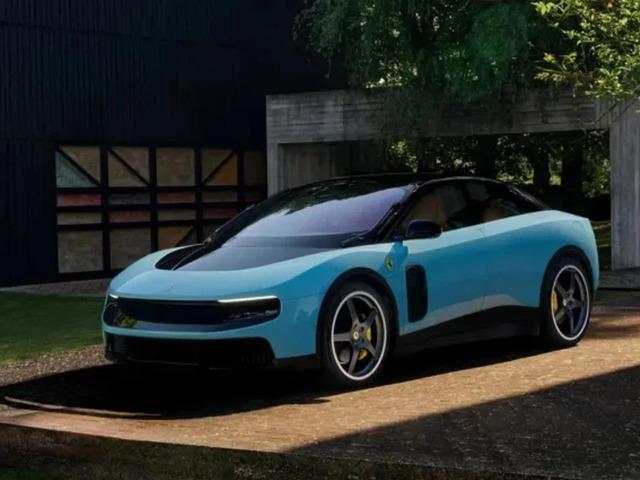 Ferrari&rsquo;nin elektrikli aracı tanıtıldı! Tasarımı eleştirildi