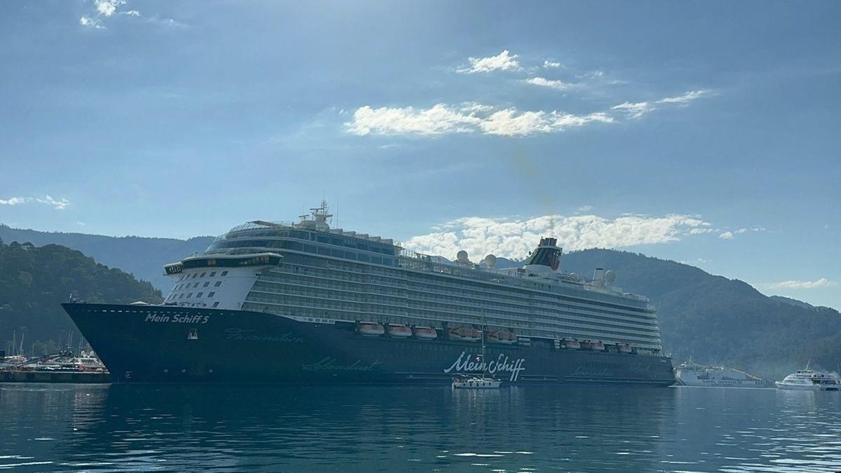 Marmaris’e Kurvaziyer bereketi