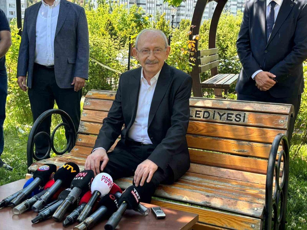 Bayramın ilk günü Özel ile Kılıçdaroğlu restleşti: "İyi niyetli olmadıkları ortaya çıktı" 4