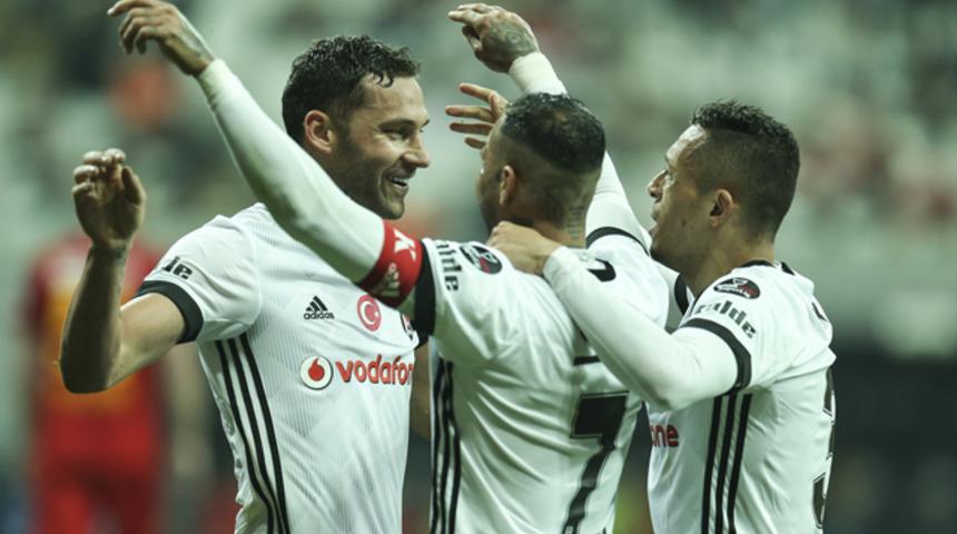 Kartal kendine geldi