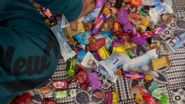 Hasköy’de çocuklar bayramda şeker toplama geleneğini yaşatıyor 5