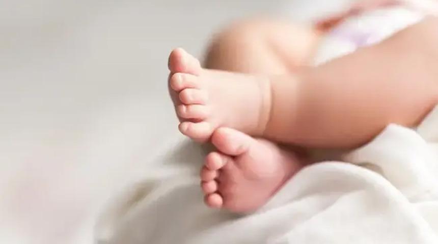 5'inci katın balkonundan d&uuml;şen Miran bebek &ouml;ld&uuml;