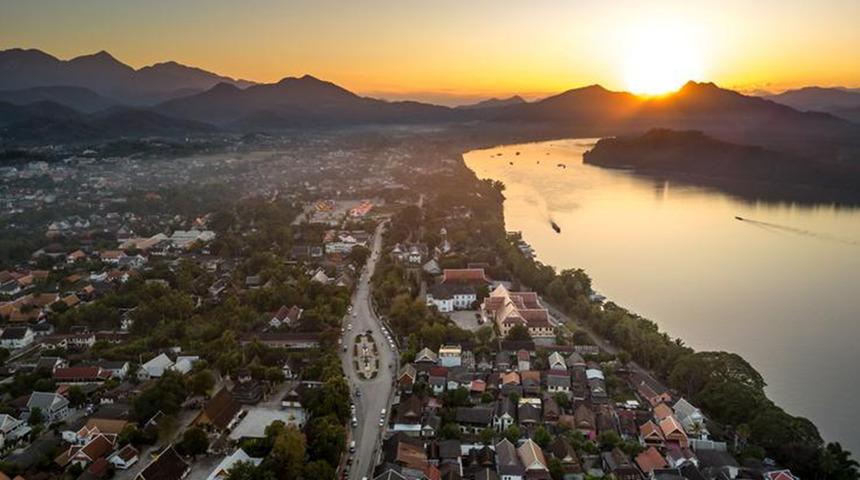 Laos'ta mağarada 7 kişi mahsur kalmıştı! Operasyon başlatıldı