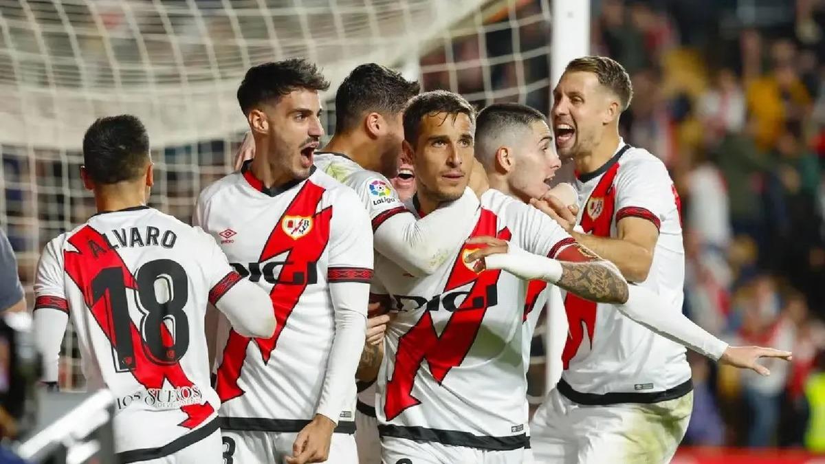 (Özet) Crystal Palace - Rayo Vallecano Maçı Özeti ve Tüm Önemli Anları 3