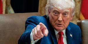 Trump ilk defa o &uuml;lkeyi hedef aldı: "Yoksa havaya u&ccedil;uracağız"