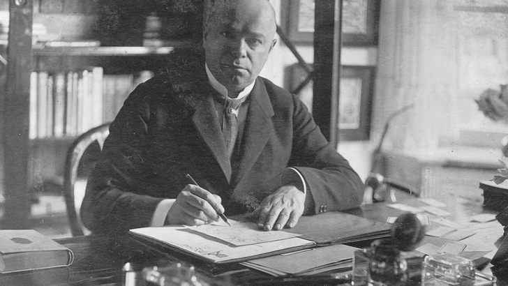Kafeinsiz kahve 1903 yılında Alman t&uuml;ccar Ludwig Roselius tarafından nasıl tesad&uuml;fen bulunmuştur?