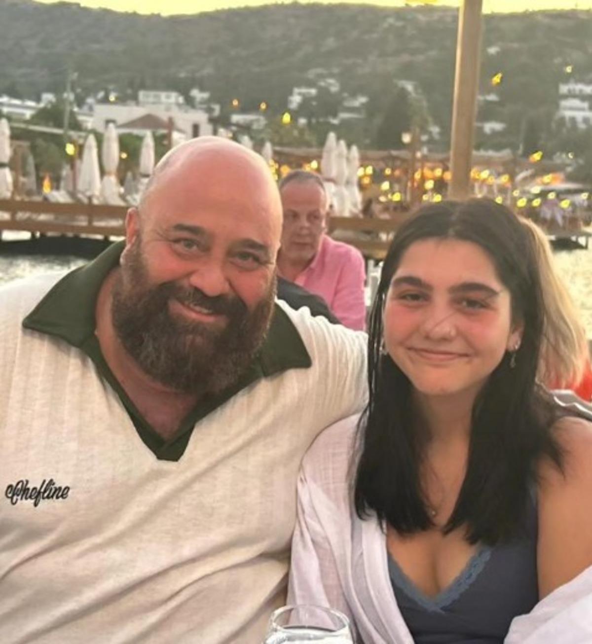 MasterChef j&uuml;risi Somer Sivrioğlu nun kızı Derin i g&ouml;ren şaştı kaldı!  Aynı babası   2
