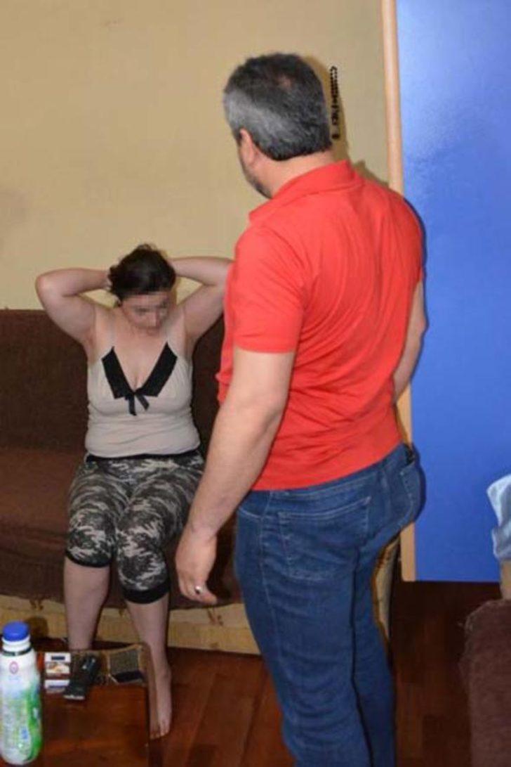 Fuhuş operasyonunda Gürcü kadın dolaptan çıktı! G5