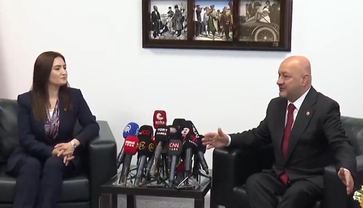 AK Parti ve CHP arasında uzun süre sonra ilk: Genel Merkezde bayramlaştılar 3