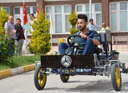 Öğrenciler hurdalardan iki bin liraya otomobil yaptı