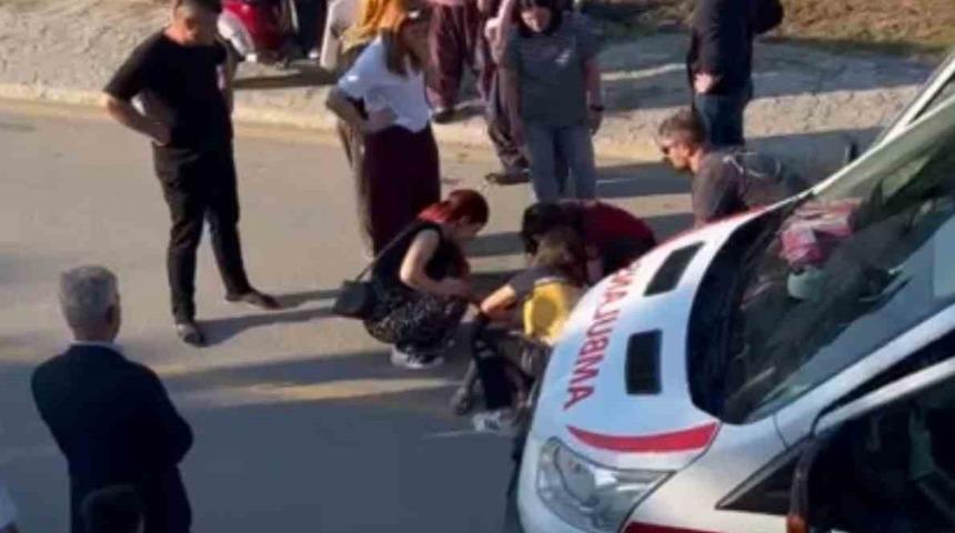 Sakarya&rsquo;da yola aniden fırlayan 5 yaşındaki &ccedil;ocuğa otomobil &ccedil;arptı