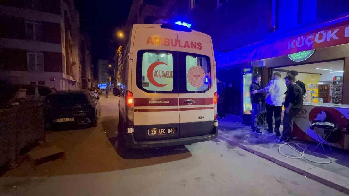 Bıçaklı kavgada 16 yaşındaki çocuk yaralandı