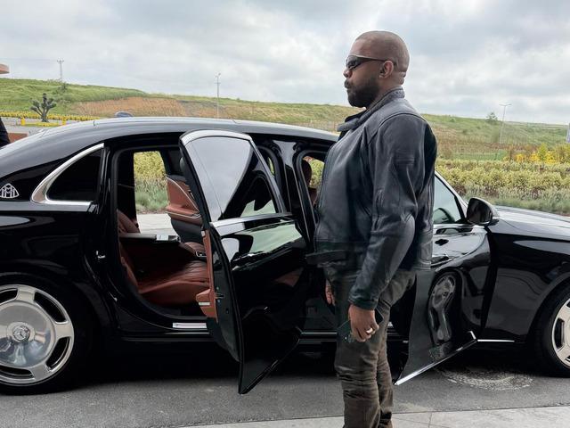 Kanye West konser i&ccedil;in İstanbul'a geldi