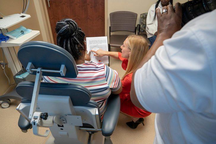 Yıllardır nezle olduğunu sanıyordu ama meğer beyni burnundan akıyormuş!  G3