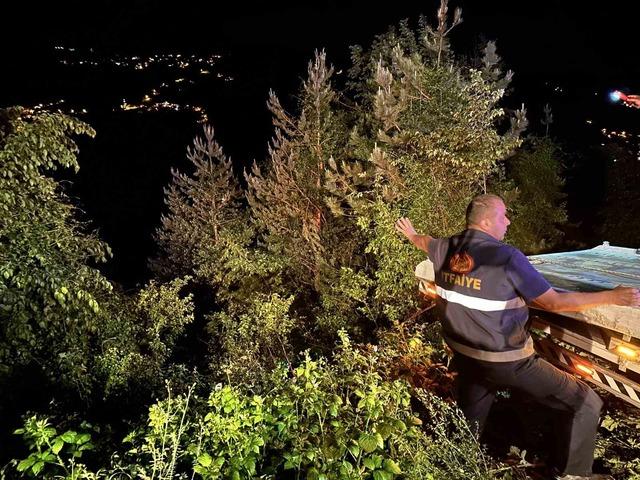 Kastamonu’da otomobil 150 metre yüksekten uçuruma yuvarlandı: 1 ölü, 3 yaralı 4