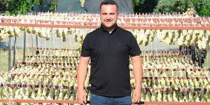 Mahalle 'bacasız fabrikaya' d&ouml;n&uuml;şt&uuml;: Gelir kapısı oldu