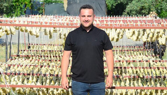 Mahalle 'bacasız fabrikaya' d&ouml;n&uuml;şt&uuml;: Gelir kapısı oldu