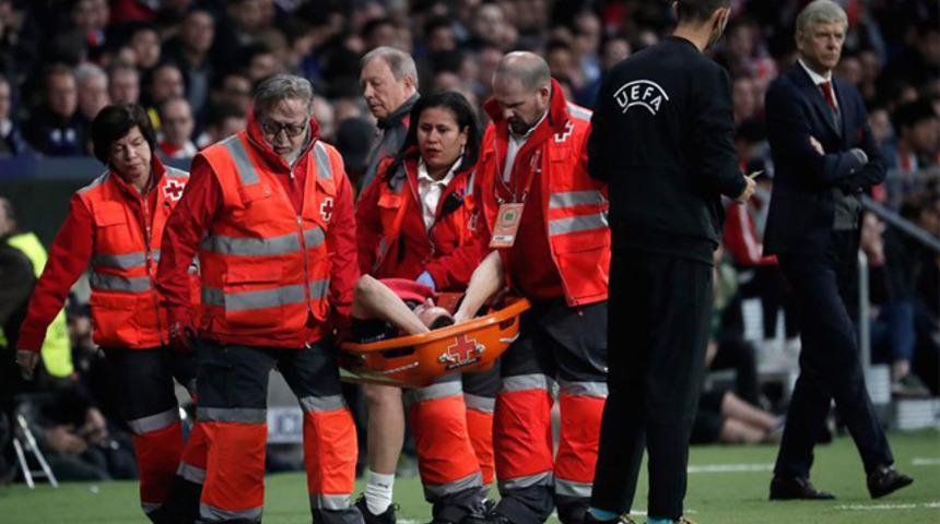 Koscielny en az 6 ay yok