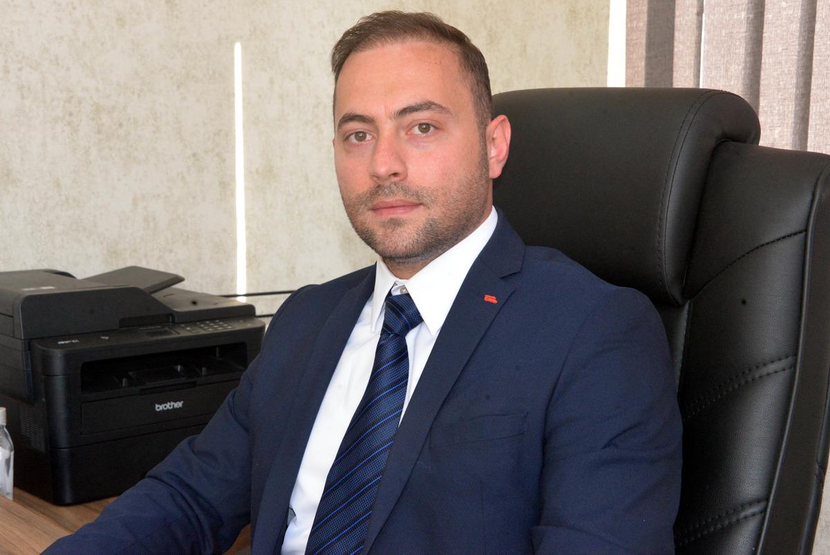 Doktor hastaya yumruk attı! Yüzde 30 görme kaybı... 5