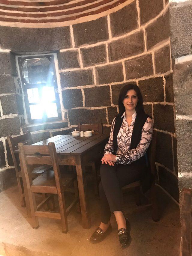 Hilal Alper AK Parti Diyarbakır milletvekili aday adayı oldu 1