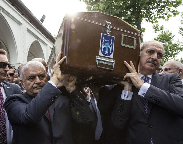 Eski Bakan Cevat Ayhan için ilk cenaze töreni Ankara'da 