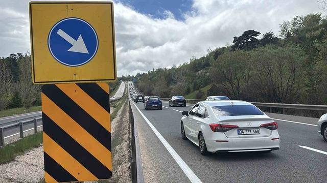 Bayram tatilcilerinin dönüş yolculuğu başladı: Gerede güzergahında uzun araç kuyrukları 3
